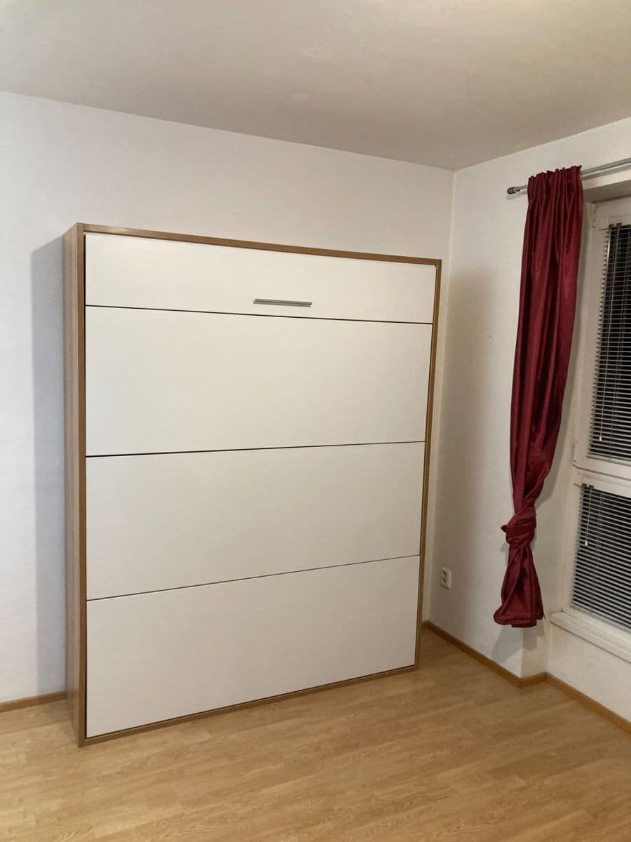 Pronájem bytu 1+kk 34 m², Plzeňská, Praha, Praha Pronájem bytu 1+kk 34 m², Plzeňská, Praha, Praha