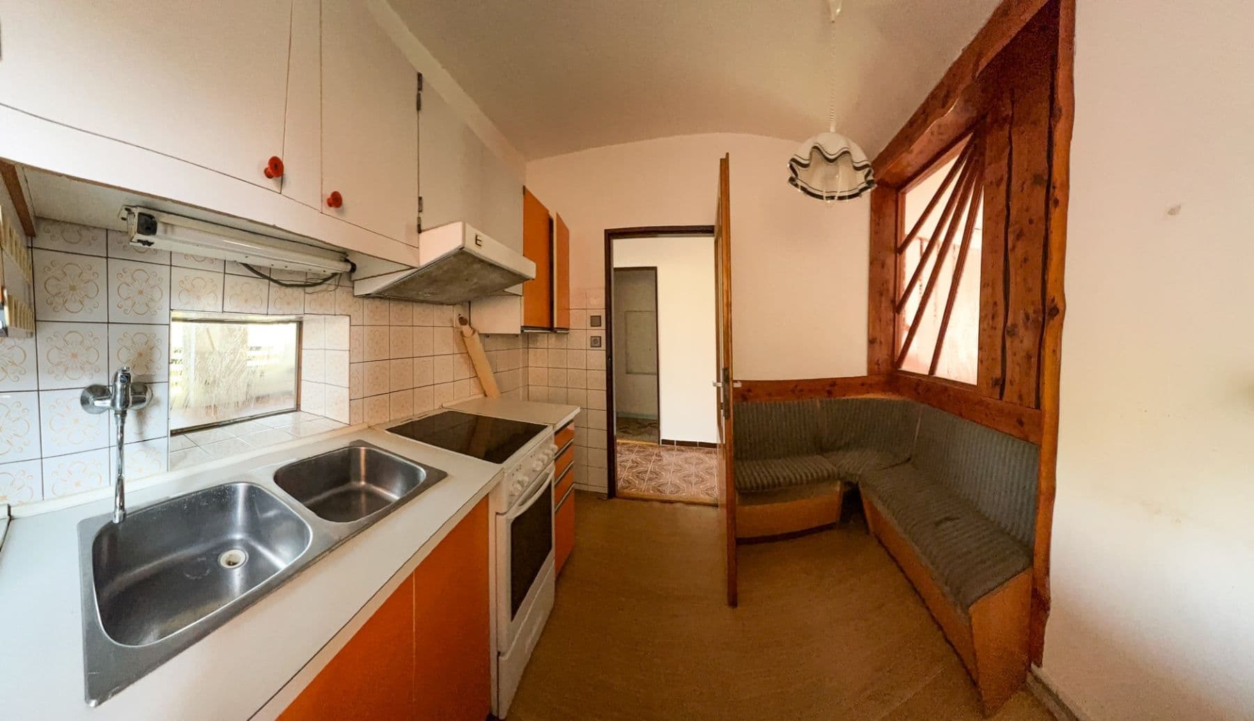 Prodej domu 300 m², pozemek 314 m², Dlouhá, Havlíčkův Brod, Kraj Vysočina Prodej domu 300 m², pozemek 314 m², Dlouhá, Havlíčkův Brod, Kraj Vysočina