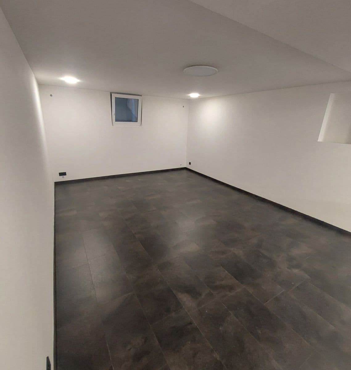 Prodej nebytového prostoru 29 m², Bulharská, Praha, Praha Prodej nebytového prostoru 29 m², Bulharská, Praha, Praha