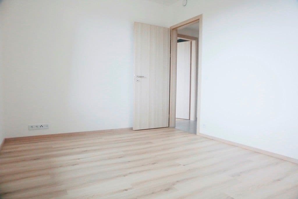 Pronájem bytu 2+kk 45 m², Hodkovická, Praha, Praha Pronájem bytu 2+kk 45 m², Hodkovická, Praha, Praha