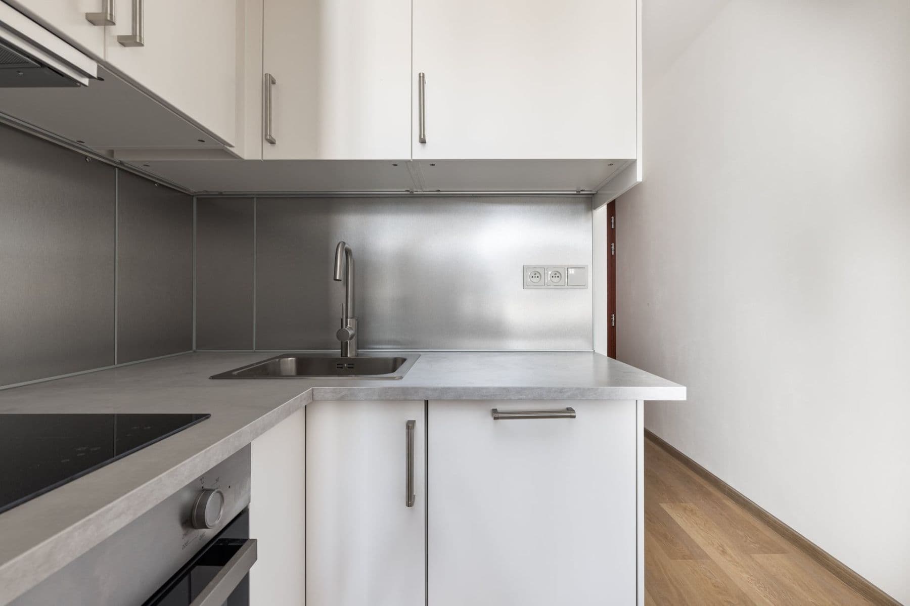Pronájem bytu 1+kk 28 m², Milíčova, Praha, Praha Pronájem bytu 1+kk 28 m², Milíčova, Praha, Praha