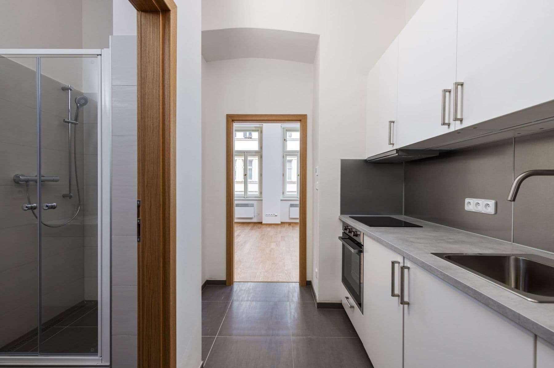 Pronájem bytu 1+kk 29 m², Seifertova, Praha, Praha Pronájem bytu 1+kk 29 m², Seifertova, Praha, Praha