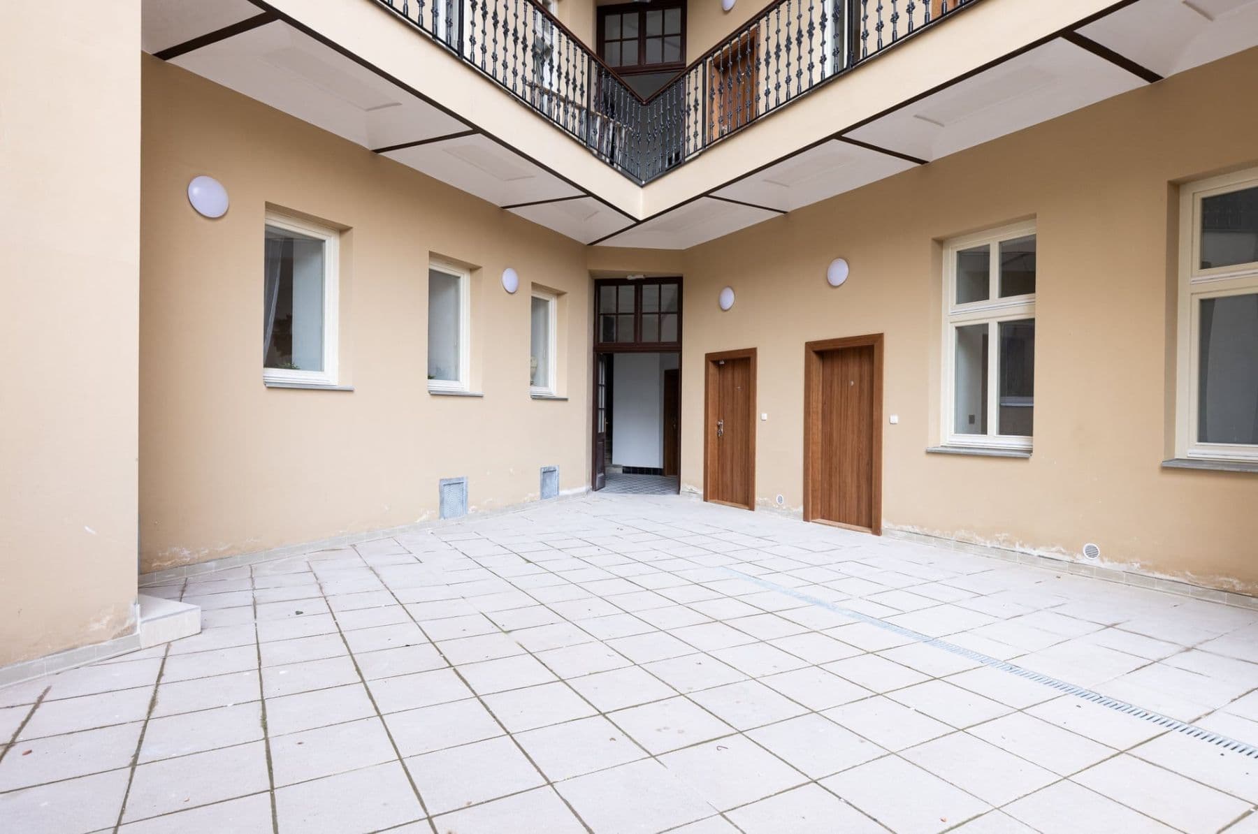 Pronájem bytu 1+kk 29 m², Seifertova, Praha, Praha Pronájem bytu 1+kk 29 m², Seifertova, Praha, Praha
