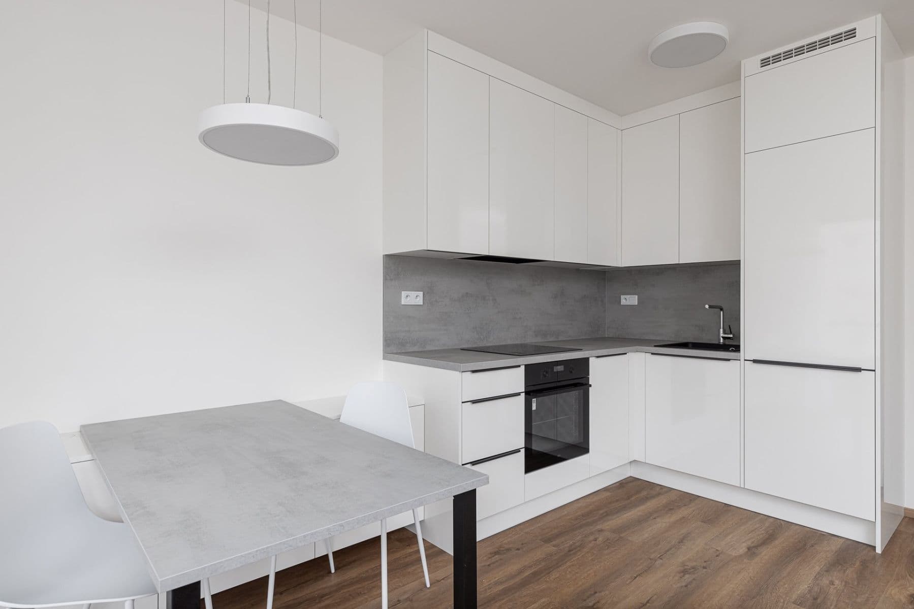 Pronájem bytu 1+kk 35 m², Hodkovická, Praha, Praha Pronájem bytu 1+kk 35 m², Hodkovická, Praha, Praha
