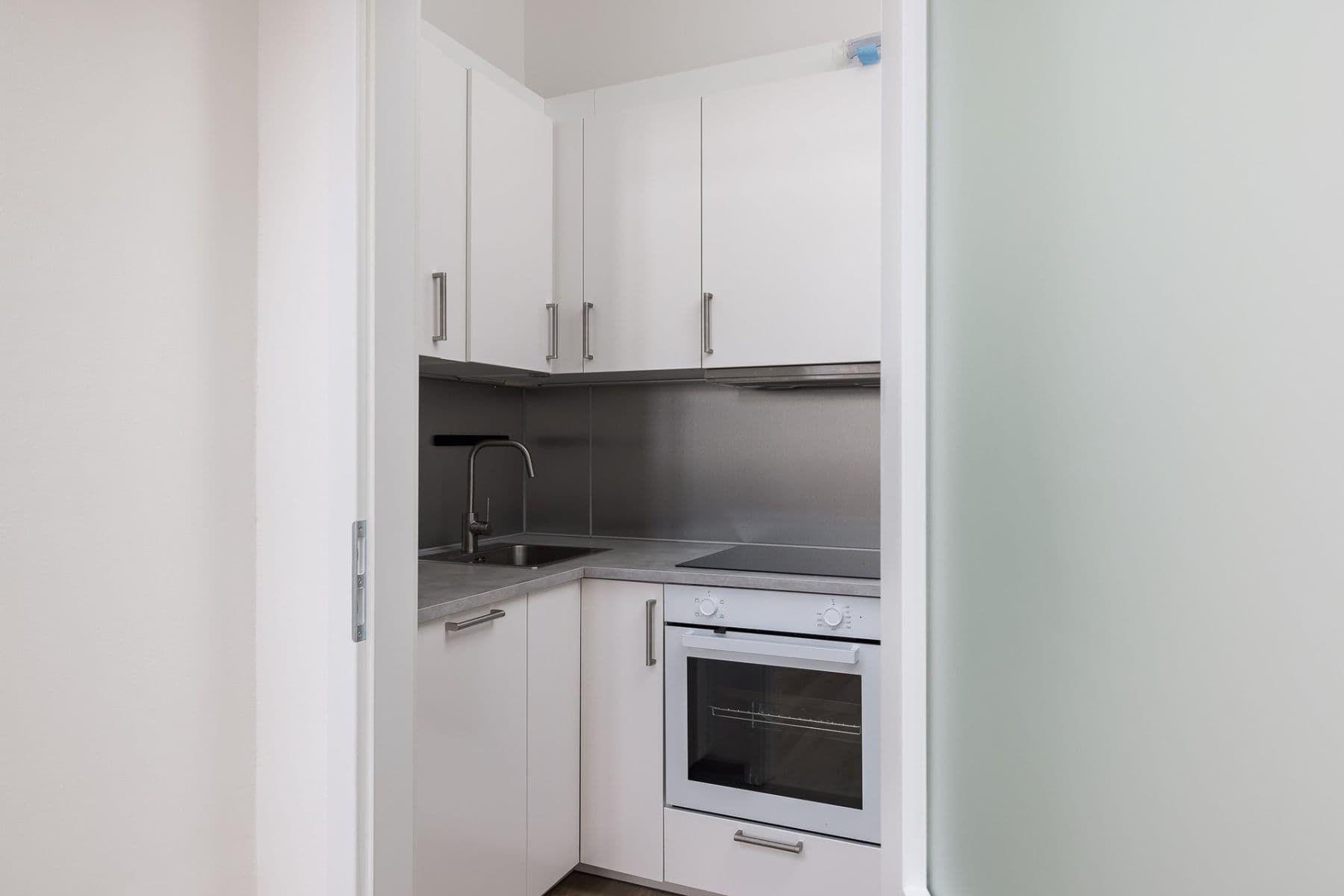 Pronájem bytu 1+kk 29 m², Milíčova, Praha, Praha Pronájem bytu 1+kk 29 m², Milíčova, Praha, Praha