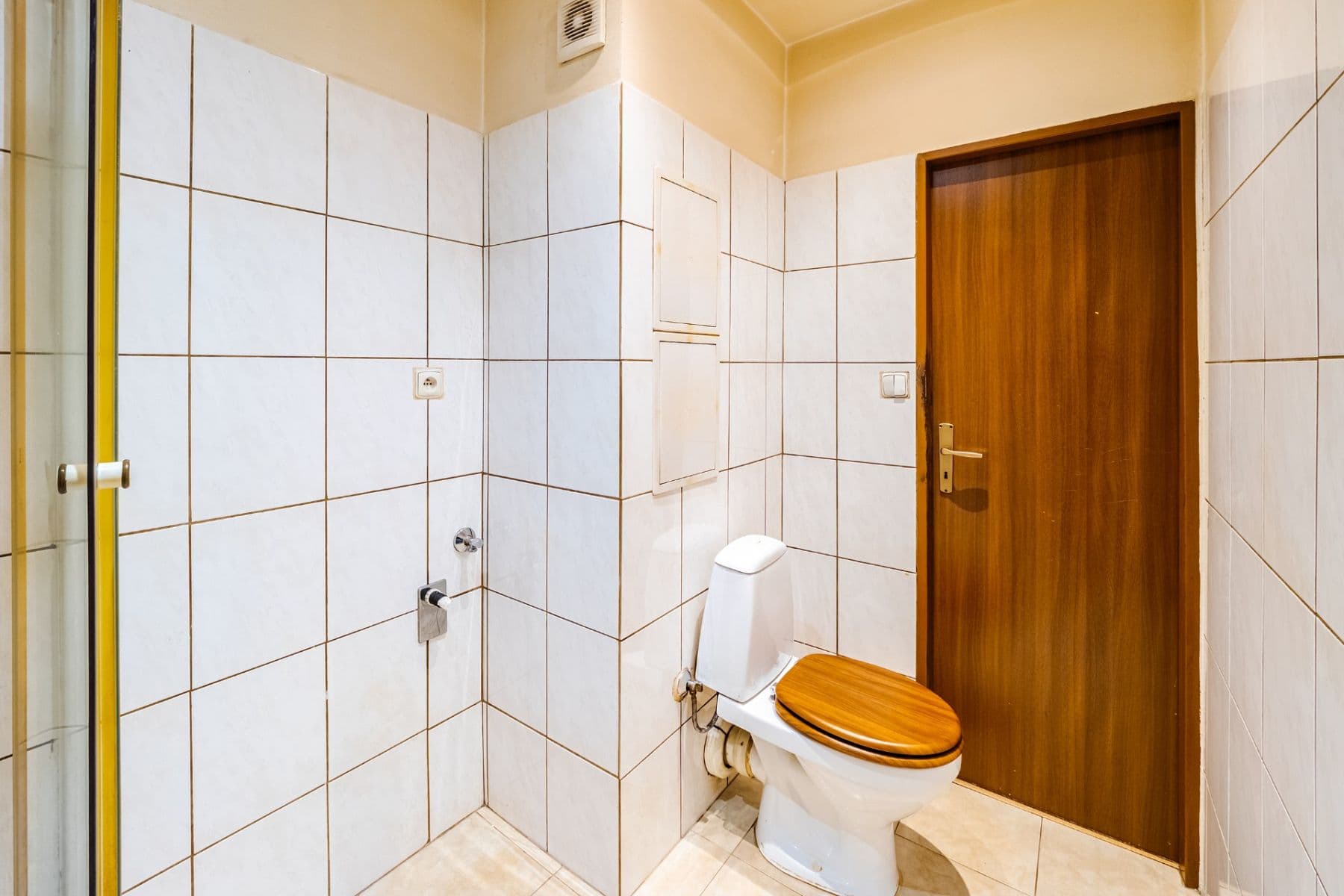 Prodej bytu 1+1 43 m², Vodňanská, České Budějovice, Jihočeský kraj Prodej bytu 1+1 43 m², Vodňanská, České Budějovice, Jihočeský kraj