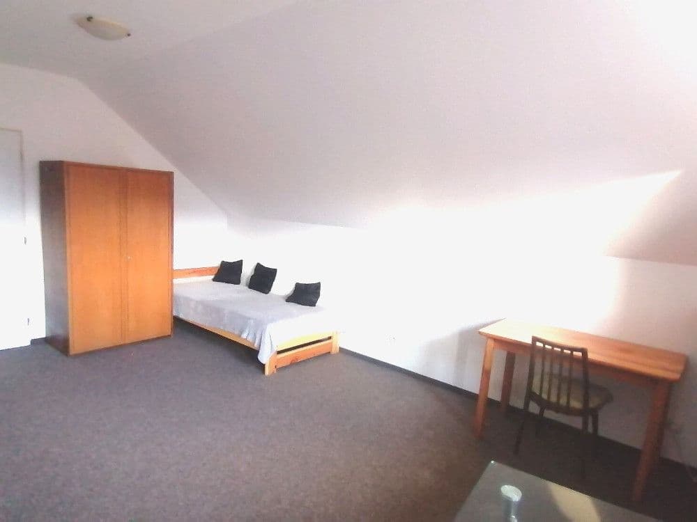 Pronájem bytu 1+kk 31 m², Na Gruntech, Zlín, Zlínský kraj Pronájem bytu 1+kk 31 m², Na Gruntech, Zlín, Zlínský kraj