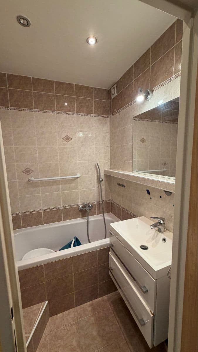 Pronájem bytu 3+1 72 m², Arbesova, Brno, Jihomoravský kraj Pronájem bytu 3+1 72 m², Arbesova, Brno, Jihomoravský kraj