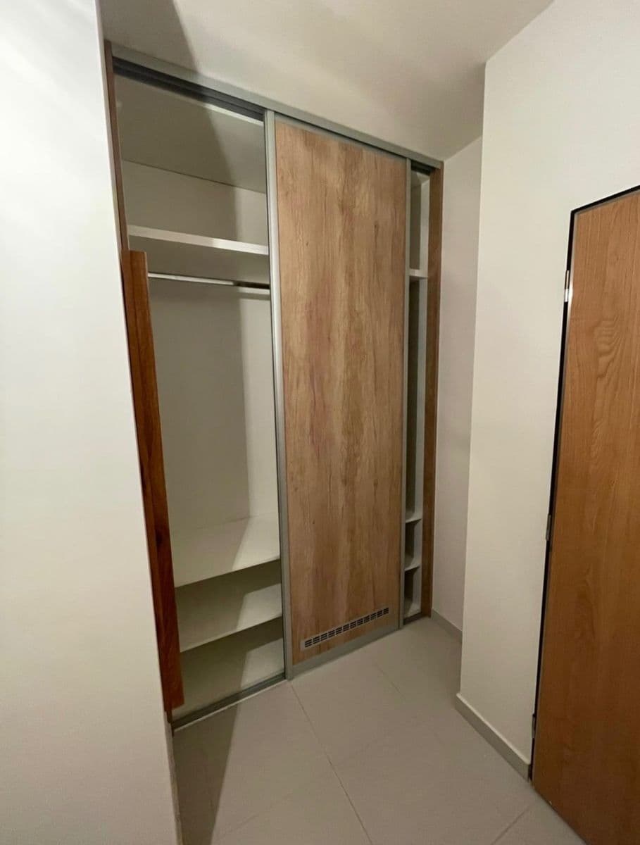 Pronájem bytu 2+kk 55 m², Honzíkova, Praha, Praha Pronájem bytu 2+kk 55 m², Honzíkova, Praha, Praha