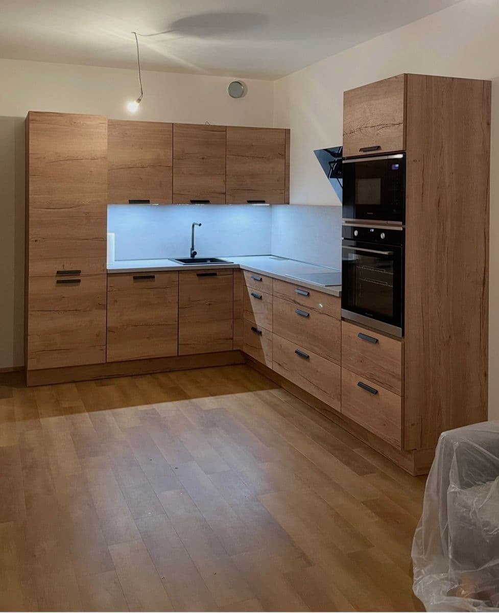 Pronájem bytu 2+kk 55 m², Honzíkova, Praha, Praha Pronájem bytu 2+kk 55 m², Honzíkova, Praha, Praha