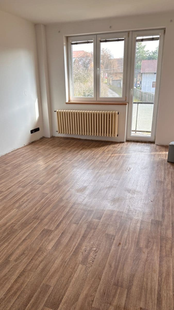 Prodej bytu 3+1 83 m², Žižice, Středočeský kraj Prodej bytu 3+1 83 m², Žižice, Středočeský kraj