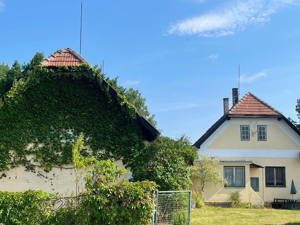 Prodej domu 665 m², pozemek 4.778 m², Benátky, Suchdol nad Lužnicí, Jihočeský kraj Prodej domu 665 m², pozemek 4.778 m², Benátky, Suchdol nad Lužnicí, Jihočeský kraj