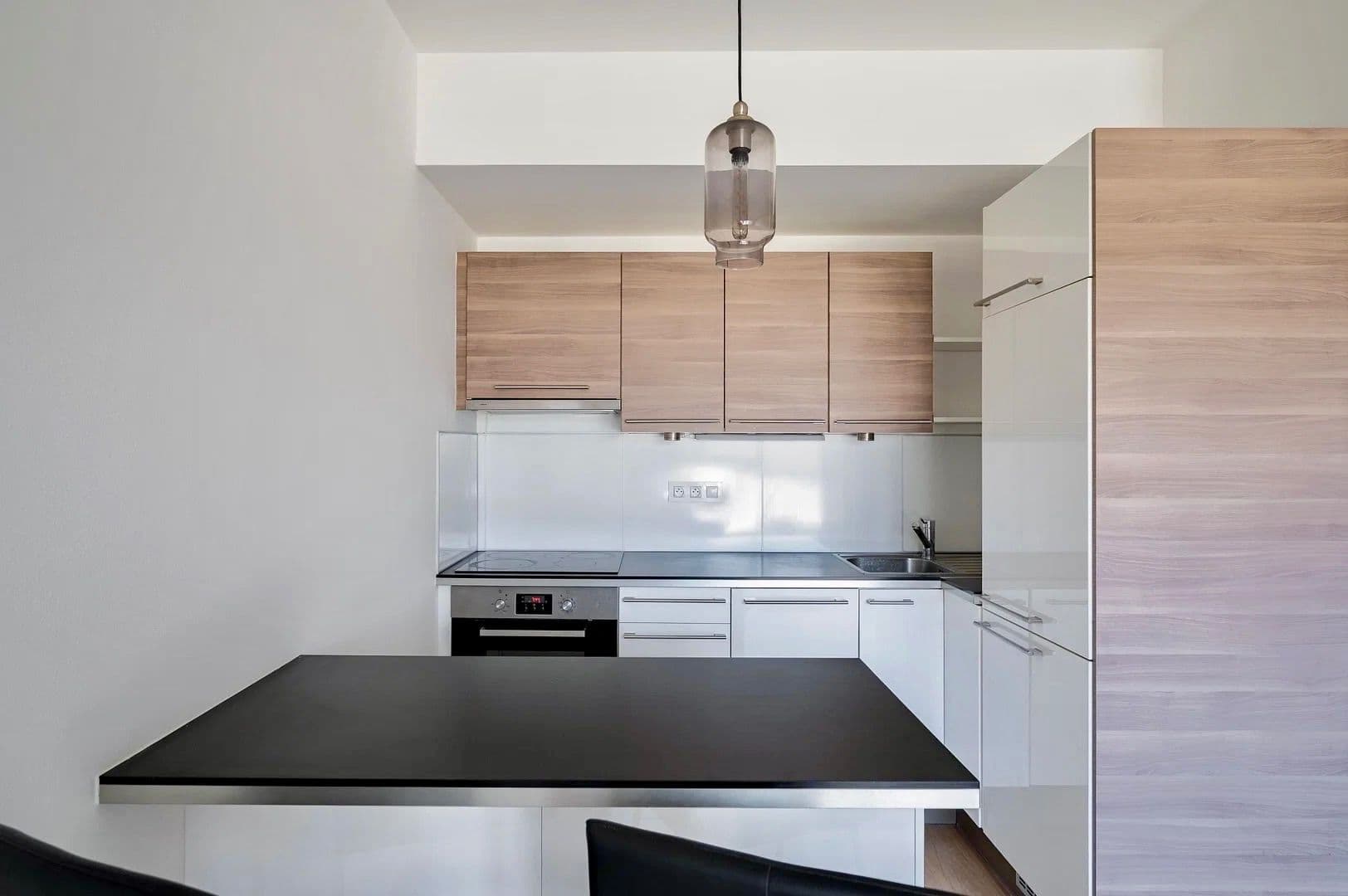 Pronájem bytu 2+kk 55 m², Mezitraťová, Praha, Praha Pronájem bytu 2+kk 55 m², Mezitraťová, Praha, Praha