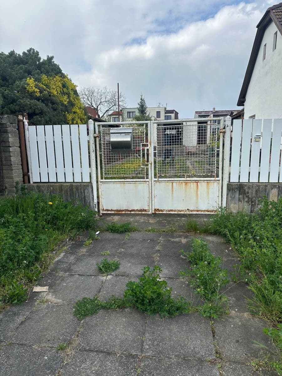 Prodej domu 258 m², pozemek 497 m², Na Dolnici, Praha, Praha Prodej domu 258 m², pozemek 497 m², Na Dolnici, Praha, Praha