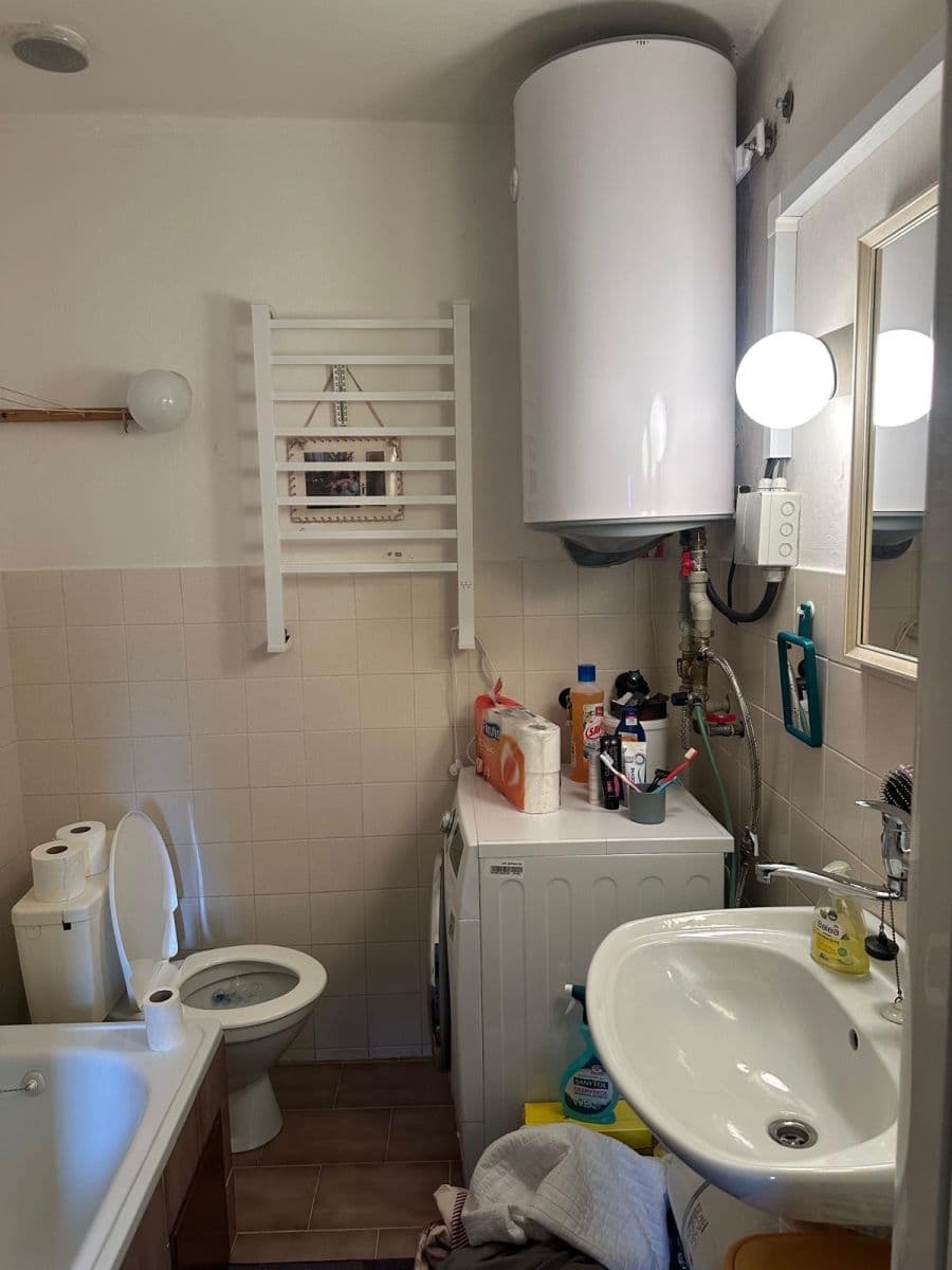 Prodej domu 258 m², pozemek 497 m², Na Dolnici, Praha, Praha Prodej domu 258 m², pozemek 497 m², Na Dolnici, Praha, Praha