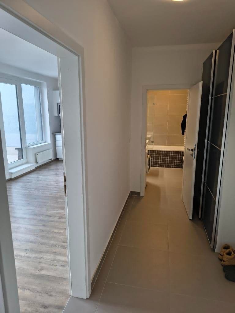 Pronájem bytu 2+kk 56 m², Kardausova, Praha, Praha Pronájem bytu 2+kk 56 m², Kardausova, Praha, Praha