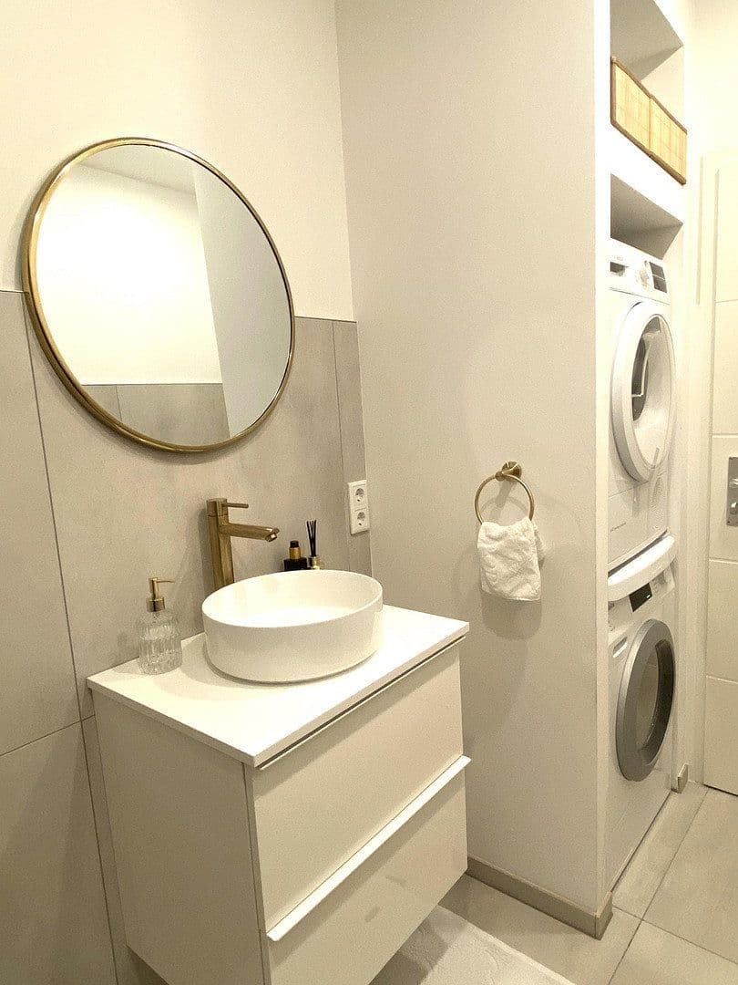 Prodej bytu 3+1 108 m², Heidter Berg, Wuppertal, Severní Porýní-Vestfálsko Prodej bytu 3+1 108 m², Heidter Berg, Wuppertal, Severní Porýní-Vestfálsko