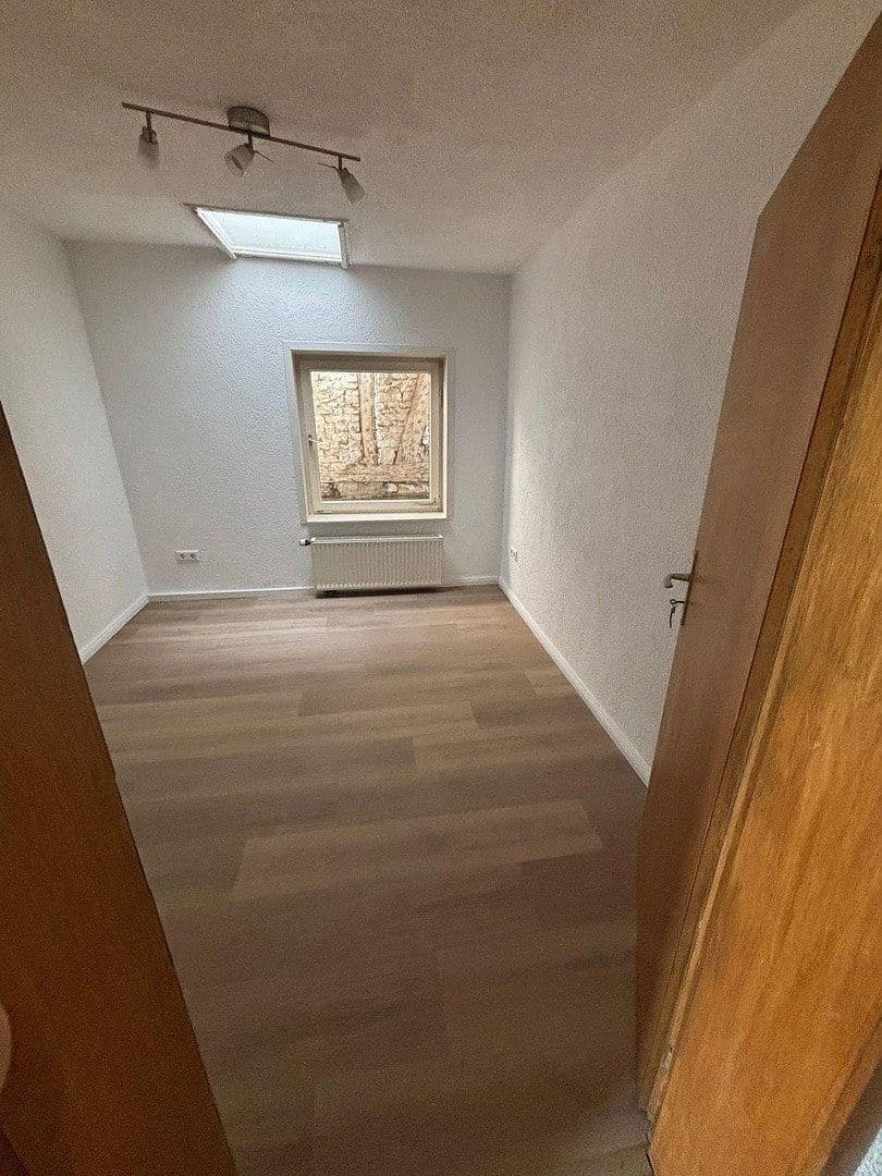 Pronájem bytu 5+1 117 m², Stuttgarter Straße 5, Herrenberg, Bádensko-Württembersko Pronájem bytu 5+1 117 m², Stuttgarter Straße 5, Herrenberg, Bádensko-Württembersko