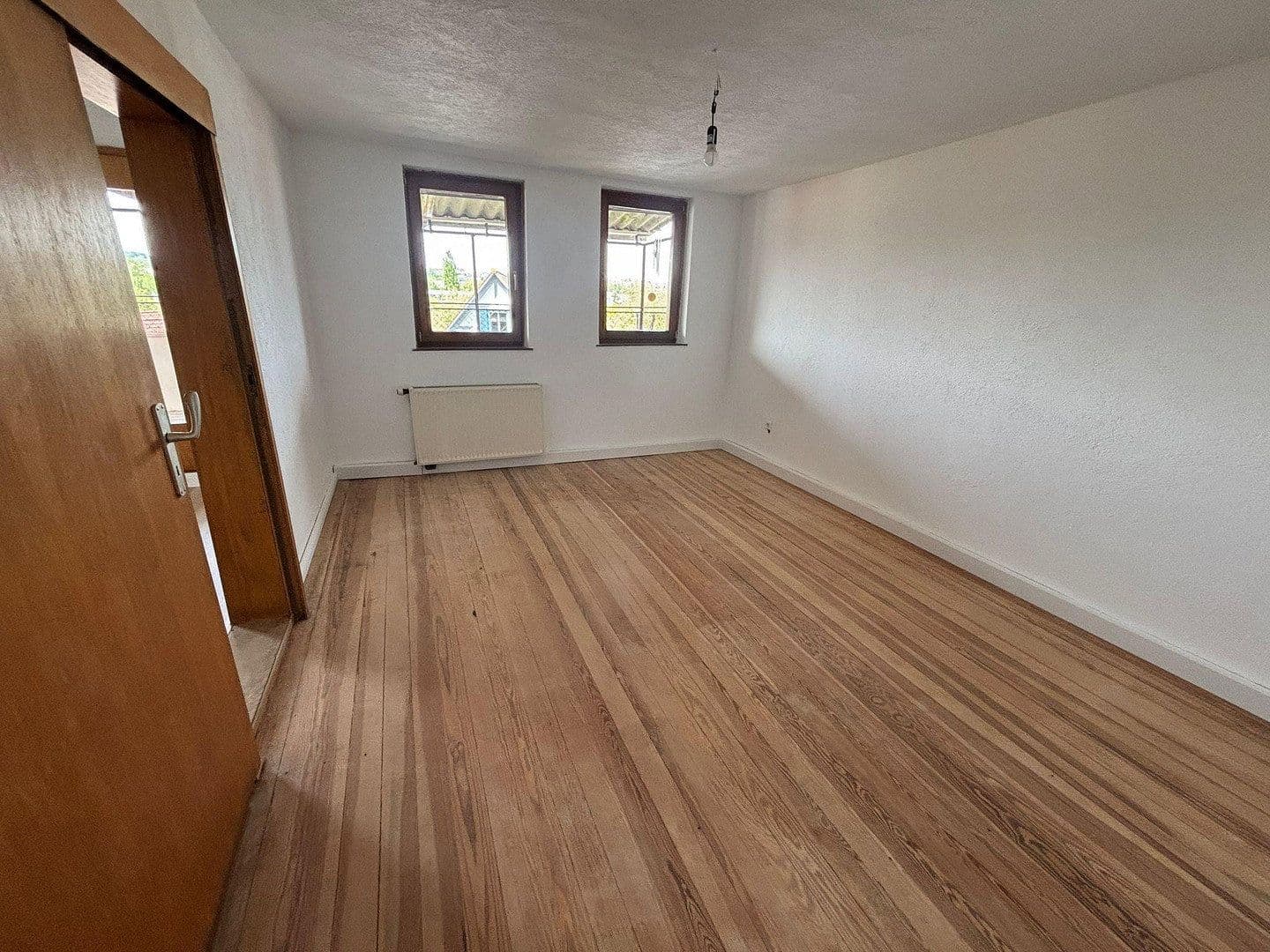 Pronájem bytu 5+1 117 m², Stuttgarter Straße 5, Herrenberg, Bádensko-Württembersko Pronájem bytu 5+1 117 m², Stuttgarter Straße 5, Herrenberg, Bádensko-Württembersko