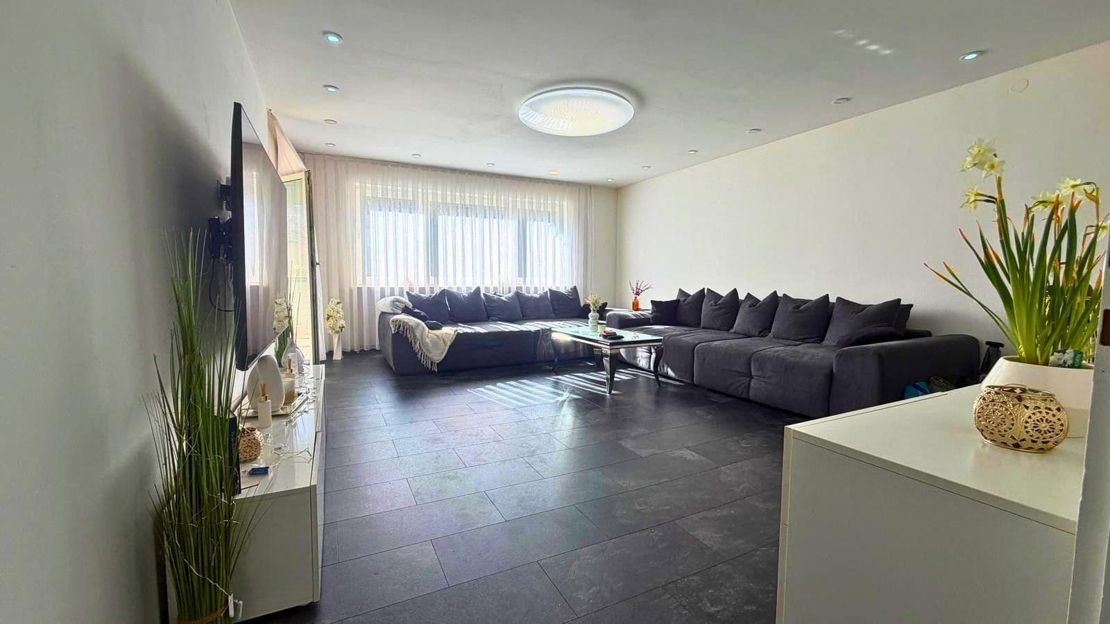 Prodej domu 155 m², pozemek 420 m², Frankenthal, Porýní-Falc Prodej domu 155 m², pozemek 420 m², Frankenthal, Porýní-Falc