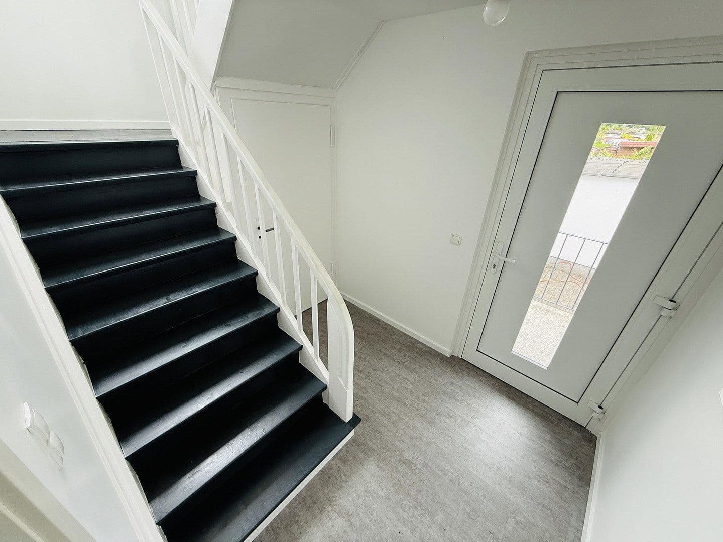 Prodej domu 165 m², pozemek 488 m², In den Tannen 19, Lünen, Severní Porýní-Vestfálsko Prodej domu 165 m², pozemek 488 m², In den Tannen 19, Lünen, Severní Porýní-Vestfálsko