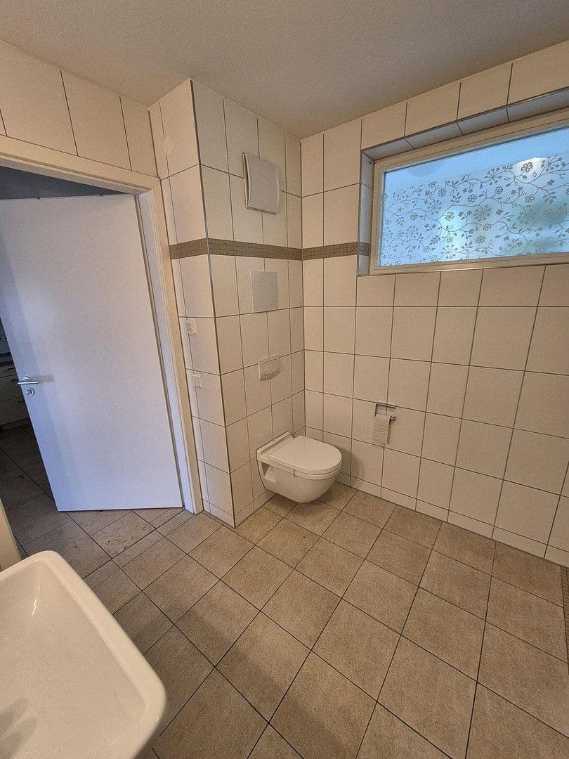 Pronájem bytu 2+kk 63 m², Nürtingerstr. 1, Nürtingen, Bádensko-Württembersko Pronájem bytu 2+kk 63 m², Nürtingerstr. 1, Nürtingen, Bádensko-Württembersko