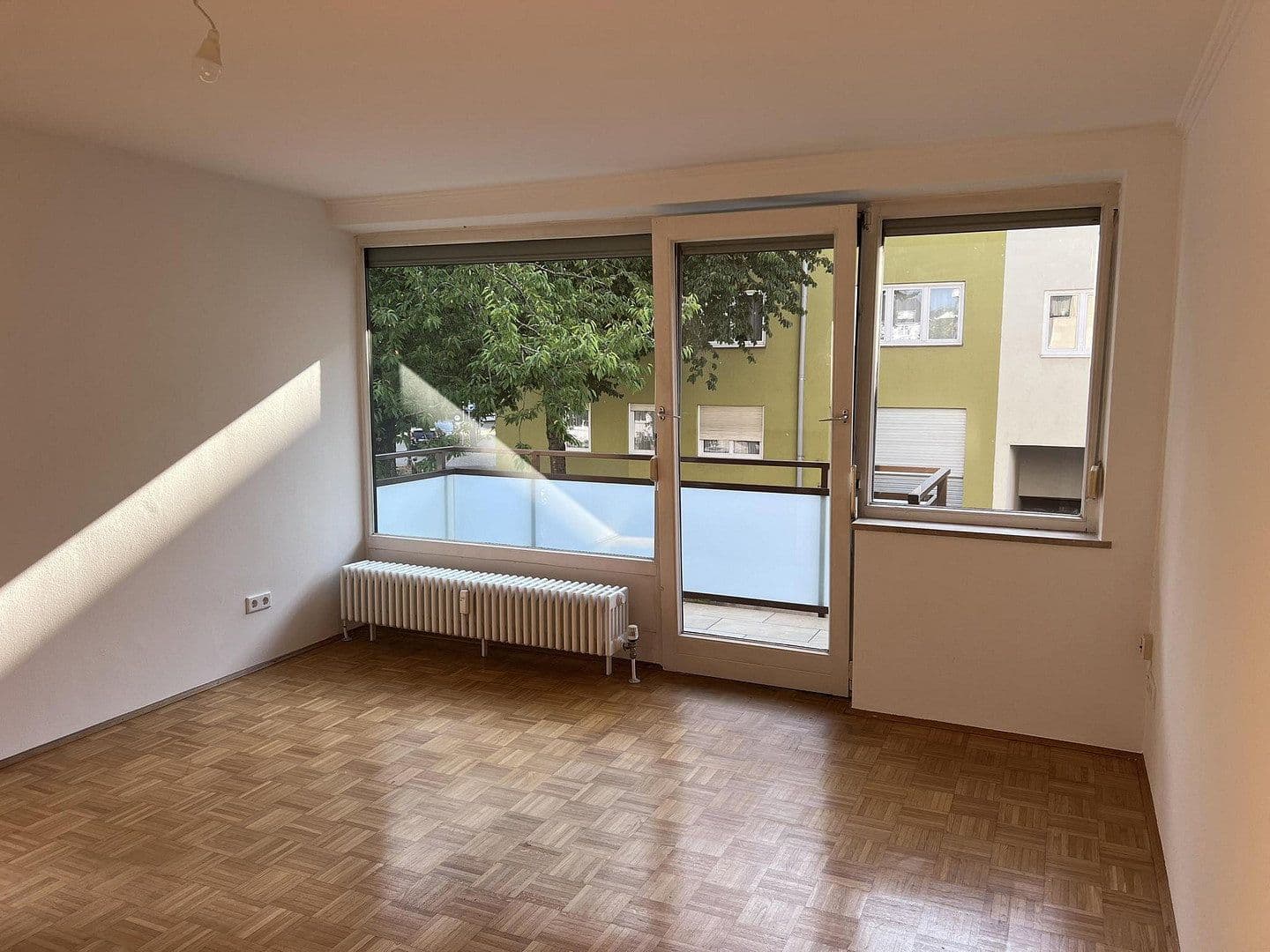 Pronájem bytu 2+1 62 m², Gartenstr., München, Bavorsko Pronájem bytu 2+1 62 m², Gartenstr., München, Bavorsko