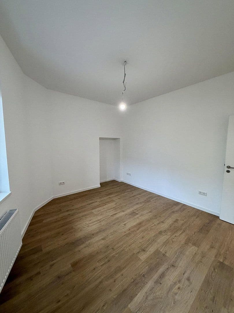 Prodej bytu 4+1 89 m², Zerzabelshofstr. 17, Nürnberg, Bavorsko Prodej bytu 4+1 89 m², Zerzabelshofstr. 17, Nürnberg, Bavorsko