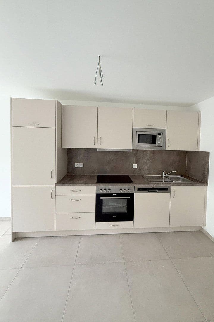Pronájem bytu 3+1 61 m², An der Schwefelquelle 2, Schwandorf, Bavorsko Pronájem bytu 3+1 61 m², An der Schwefelquelle 2, Schwandorf, Bavorsko