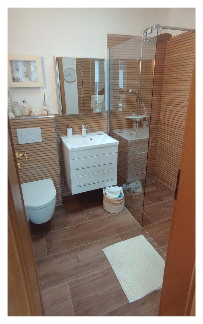 Prodej domu 146 m², pozemek 546 m², Weyhe, Dolní Sasko Prodej domu 146 m², pozemek 546 m², Weyhe, Dolní Sasko