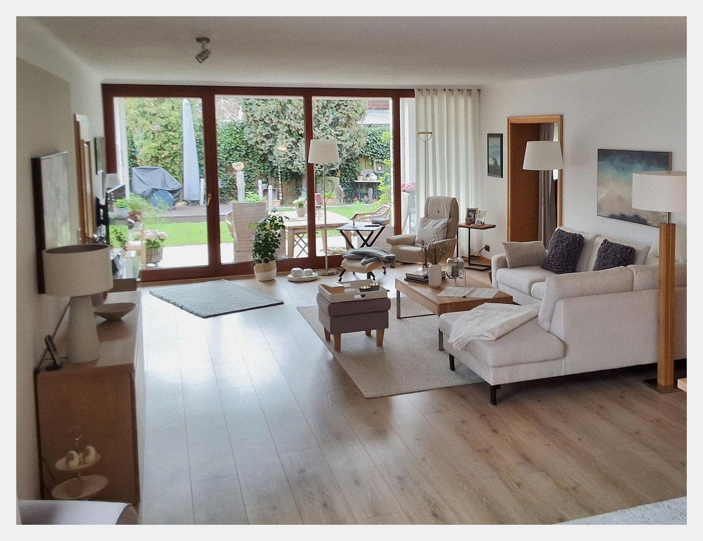 Prodej domu 146 m², pozemek 546 m², Weyhe, Dolní Sasko Prodej domu 146 m², pozemek 546 m², Weyhe, Dolní Sasko