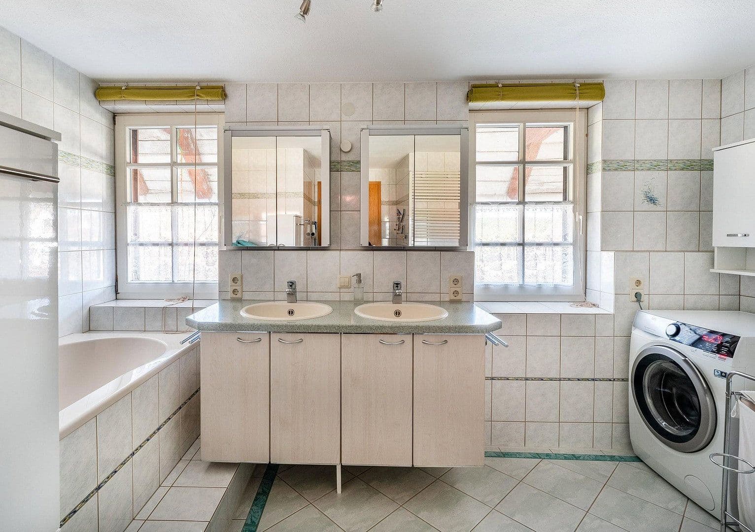 Prodej domu 330 m², pozemek 15.000 m², Königsfeld im Schwarzwald, Bádensko-Württembersko Prodej domu 330 m², pozemek 15.000 m², Königsfeld im Schwarzwald, Bádensko-Württembersko