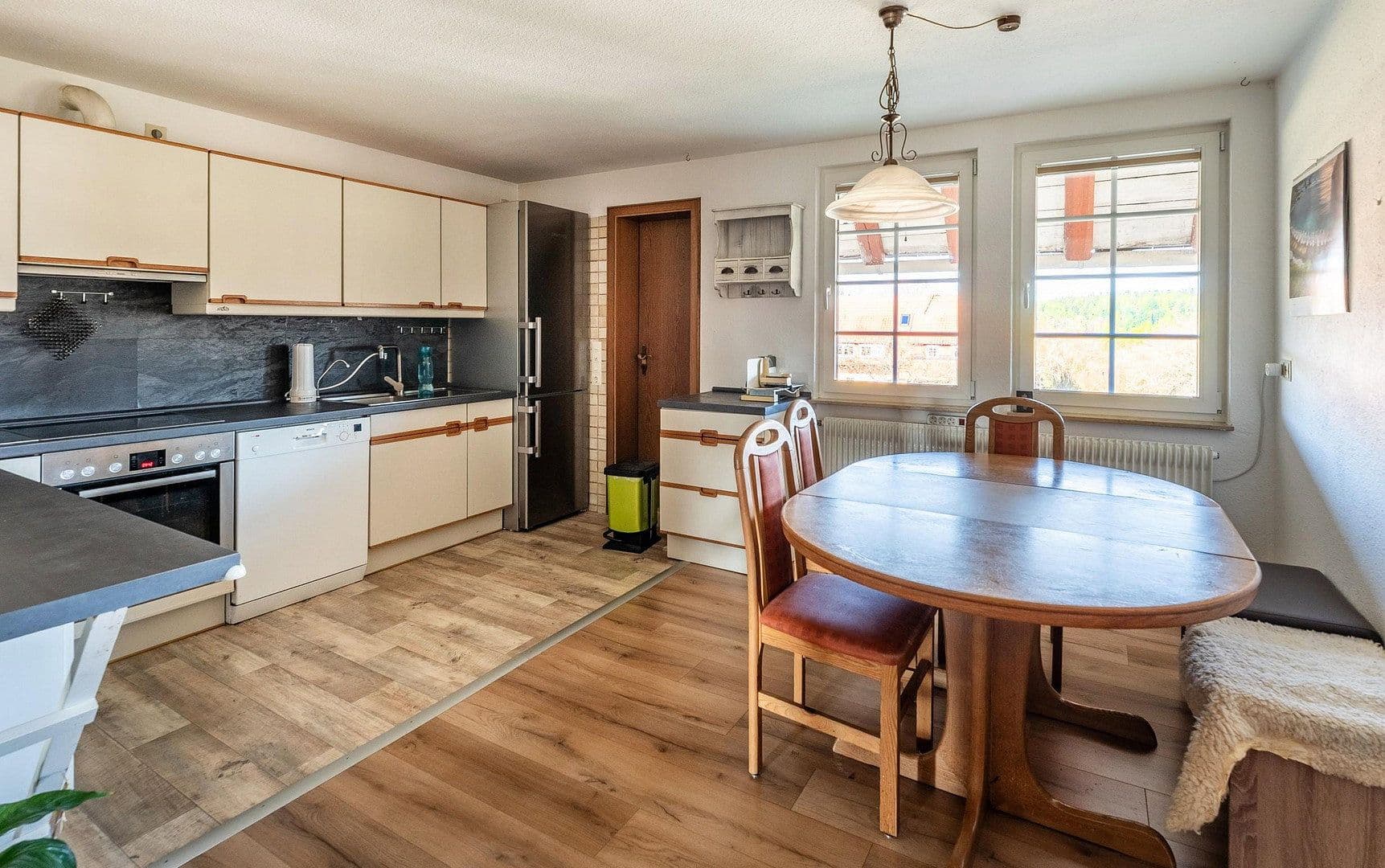 Prodej domu 330 m², pozemek 15.000 m², Königsfeld im Schwarzwald, Bádensko-Württembersko Prodej domu 330 m², pozemek 15.000 m², Königsfeld im Schwarzwald, Bádensko-Württembersko