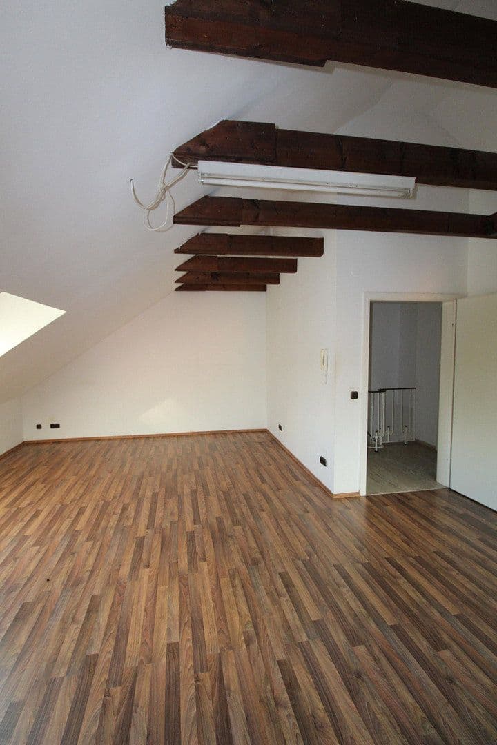 Prodej domu 158 m², pozemek 286 m², Hoppegartenring 119, Langenhagen, Dolní Sasko Prodej domu 158 m², pozemek 286 m², Hoppegartenring 119, Langenhagen, Dolní Sasko