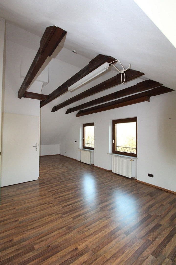Prodej domu 158 m², pozemek 286 m², Hoppegartenring 119, Langenhagen, Dolní Sasko Prodej domu 158 m², pozemek 286 m², Hoppegartenring 119, Langenhagen, Dolní Sasko