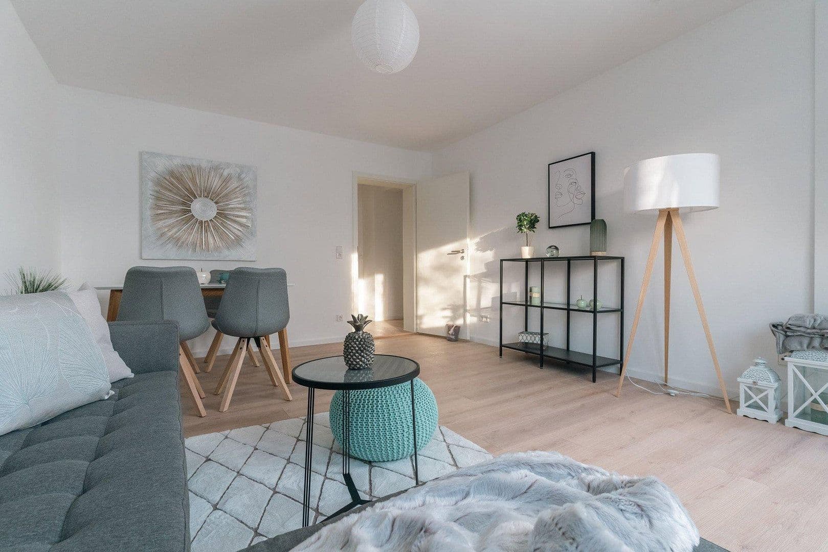 Prodej bytu 2+1 50 m², Bonn, Severní Porýní-Vestfálsko Prodej bytu 2+1 50 m², Bonn, Severní Porýní-Vestfálsko