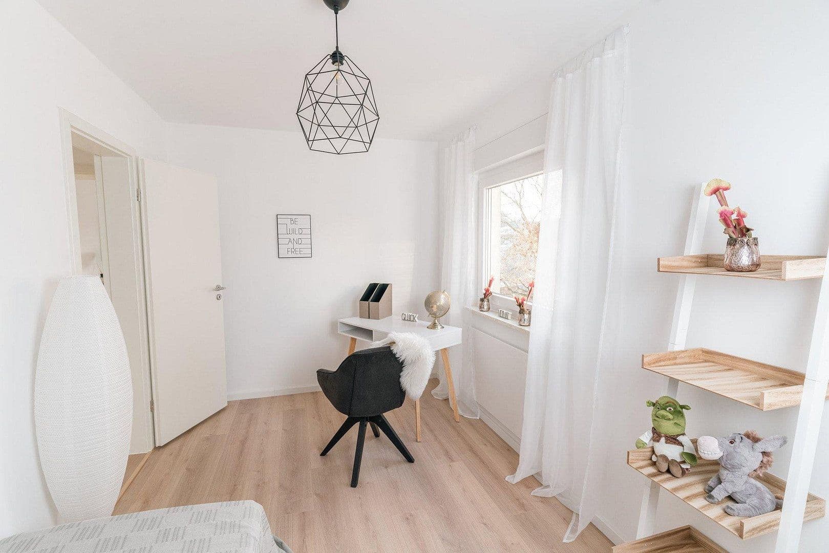 Prodej bytu 2+1 50 m², Bonn, Severní Porýní-Vestfálsko Prodej bytu 2+1 50 m², Bonn, Severní Porýní-Vestfálsko