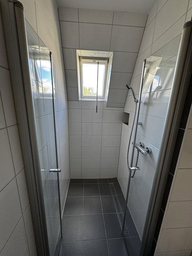 Pronájem bytu 2+1 60 m², Liebigstr. 74, Osnabrück, Dolní Sasko Pronájem bytu 2+1 60 m², Liebigstr. 74, Osnabrück, Dolní Sasko