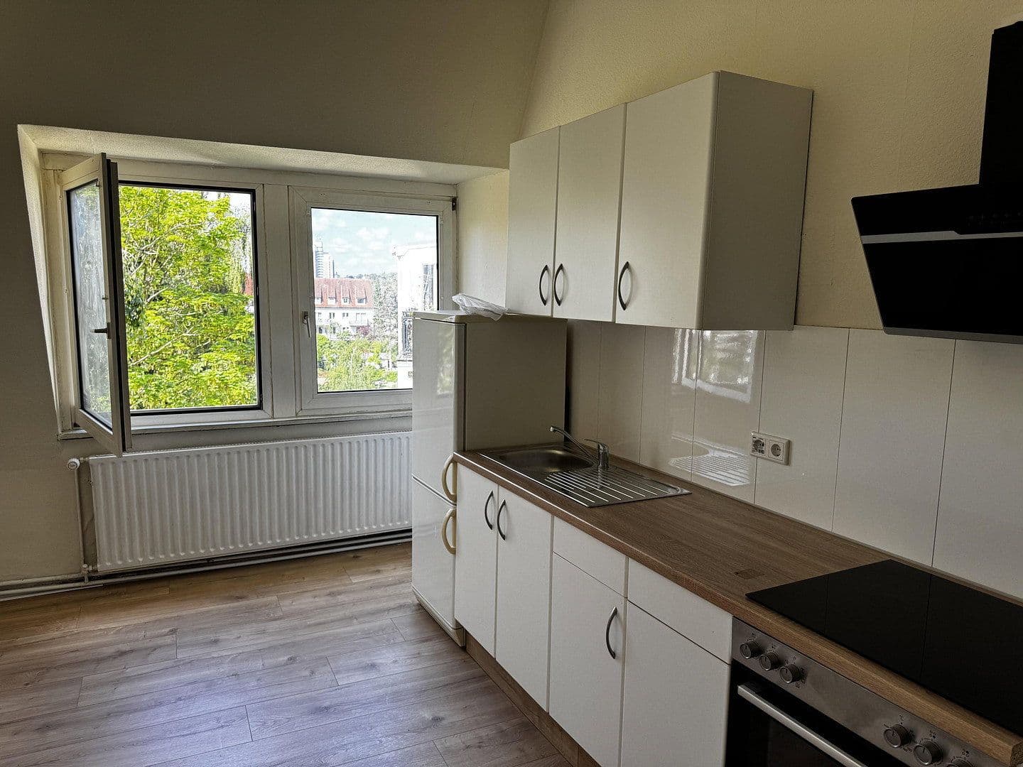 Pronájem bytu 2+1 60 m², Liebigstr. 74, Osnabrück, Dolní Sasko Pronájem bytu 2+1 60 m², Liebigstr. 74, Osnabrück, Dolní Sasko