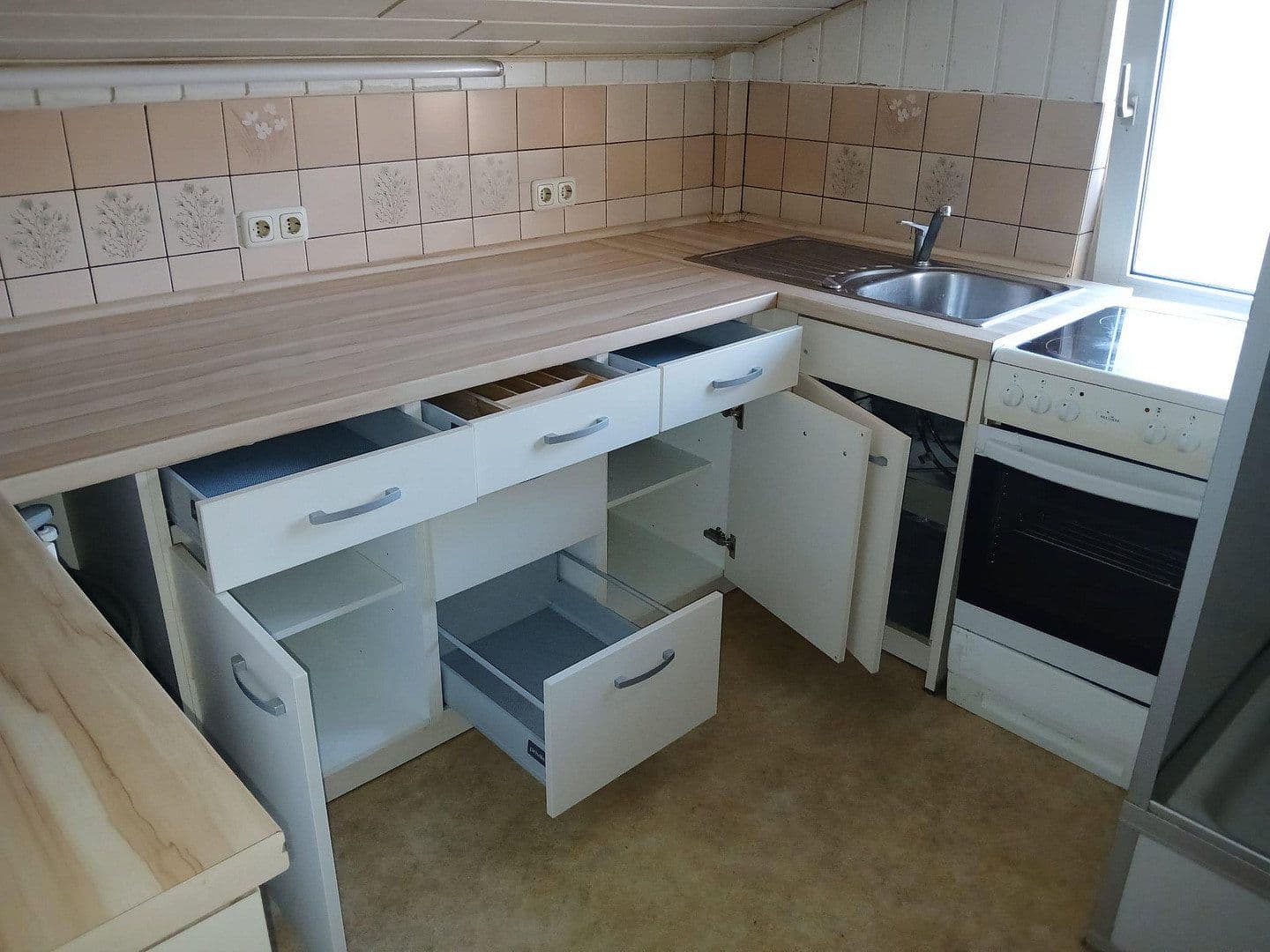 Pronájem bytu 2+1 49 m², Rödelheimer Landstraße 58, Frankfurt am Main, Hessen Pronájem bytu 2+1 49 m², Rödelheimer Landstraße 58, Frankfurt am Main, Hessen