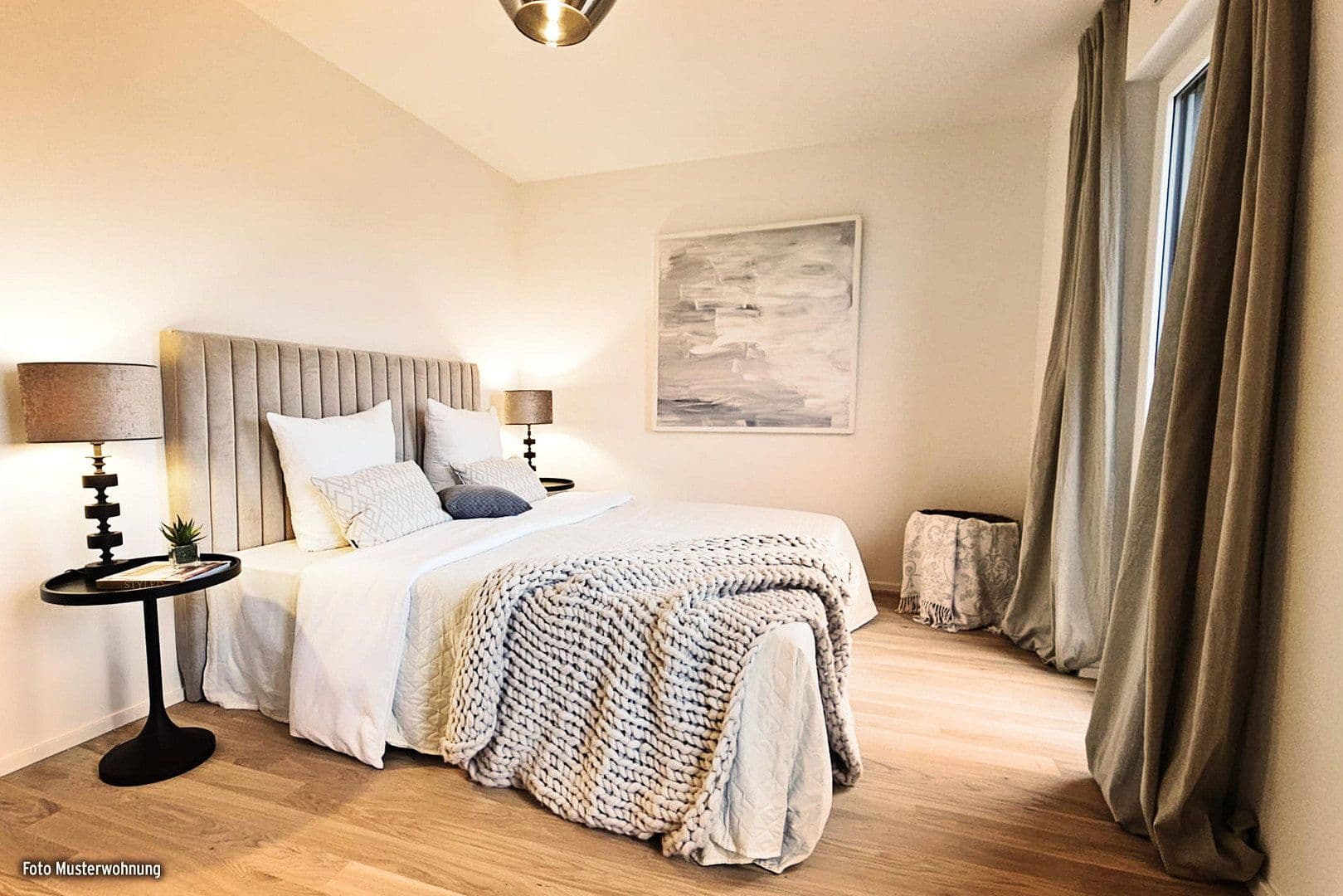 Prodej bytu 4+1 93 m², Keferloher-Markt-Straße, Putzbrunn-Oedenstockach, Bavorsko Prodej bytu 4+1 93 m², Keferloher-Markt-Straße, Putzbrunn-Oedenstockach, Bavorsko