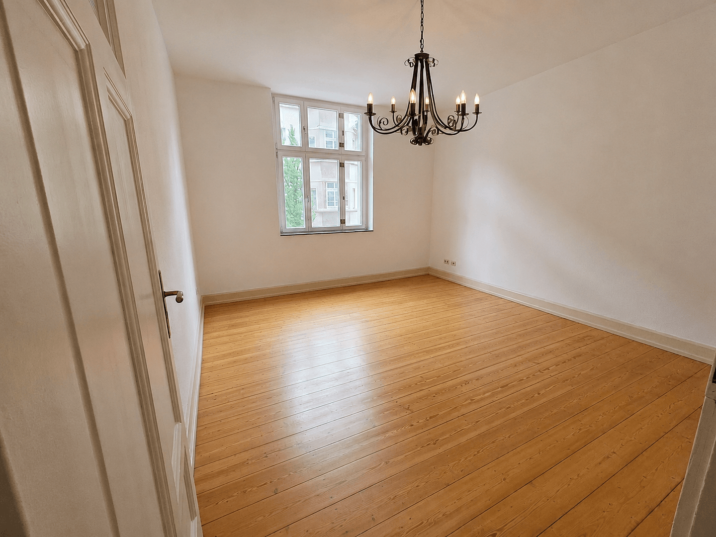 Pronájem bytu 2+1 48 m², Essen, Severní Porýní-Vestfálsko Pronájem bytu 2+1 48 m², Essen, Severní Porýní-Vestfálsko