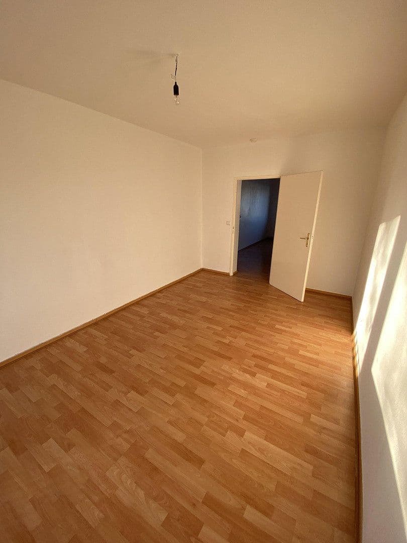 Pronájem bytu 2+1 50 m², Schillerstr. 17b, Rödermark, Hessen Pronájem bytu 2+1 50 m², Schillerstr. 17b, Rödermark, Hessen