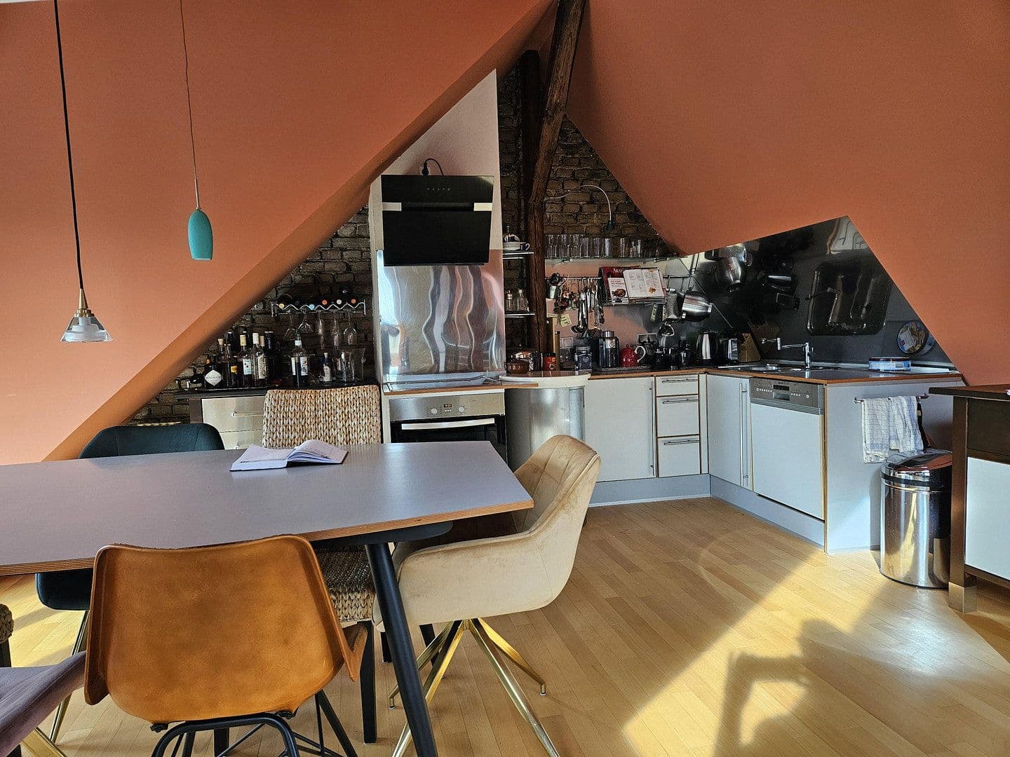 Prodej bytu 3+kk 107 m², Frankfurt, Hessen Prodej bytu 3+kk 107 m², Frankfurt, Hessen