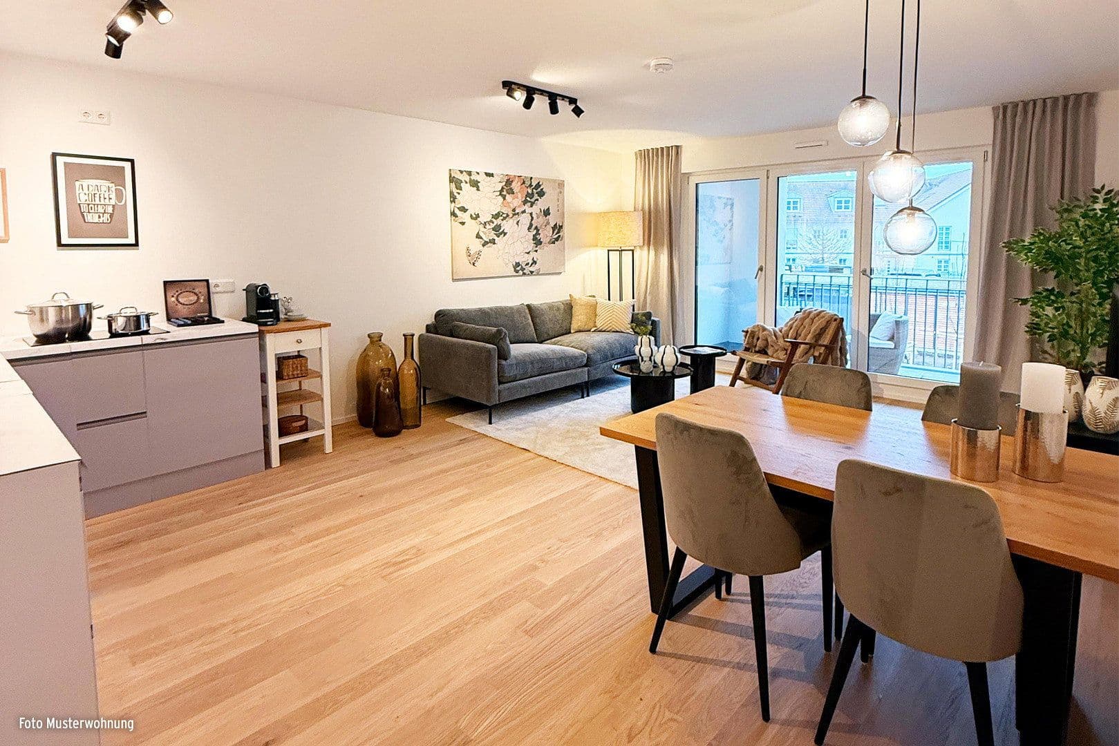 Prodej bytu 4+1 92 m², Keferloher-Markt-Straße, Putzbrunn-Oedenstockach, Bavorsko Prodej bytu 4+1 92 m², Keferloher-Markt-Straße, Putzbrunn-Oedenstockach, Bavorsko