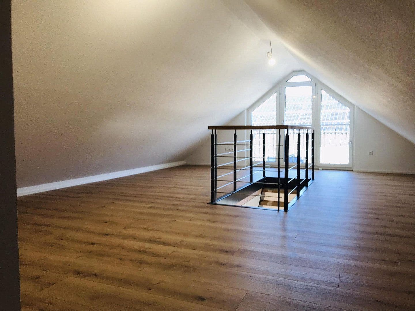 Prodej bytu 3+kk 85 m², Horb am Neckar, Bádensko-Württembersko Prodej bytu 3+kk 85 m², Horb am Neckar, Bádensko-Württembersko