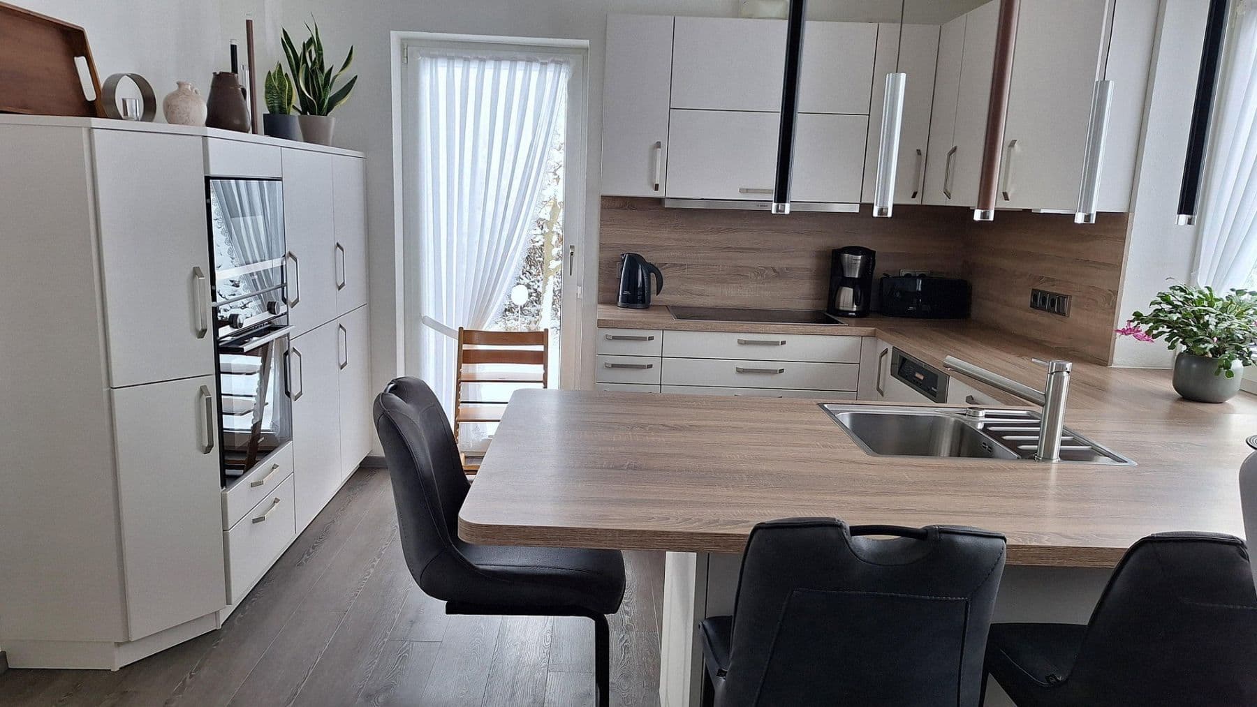 Prodej domu 154 m², pozemek 605 m², Hasloh, Šlesvicko-Holštýnsko Prodej domu 154 m², pozemek 605 m², Hasloh, Šlesvicko-Holštýnsko