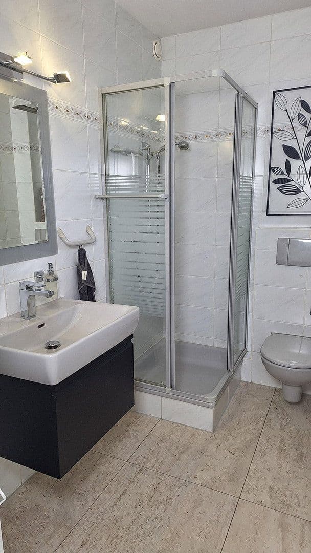 Prodej domu 154 m², pozemek 605 m², Hasloh, Šlesvicko-Holštýnsko Prodej domu 154 m², pozemek 605 m², Hasloh, Šlesvicko-Holštýnsko