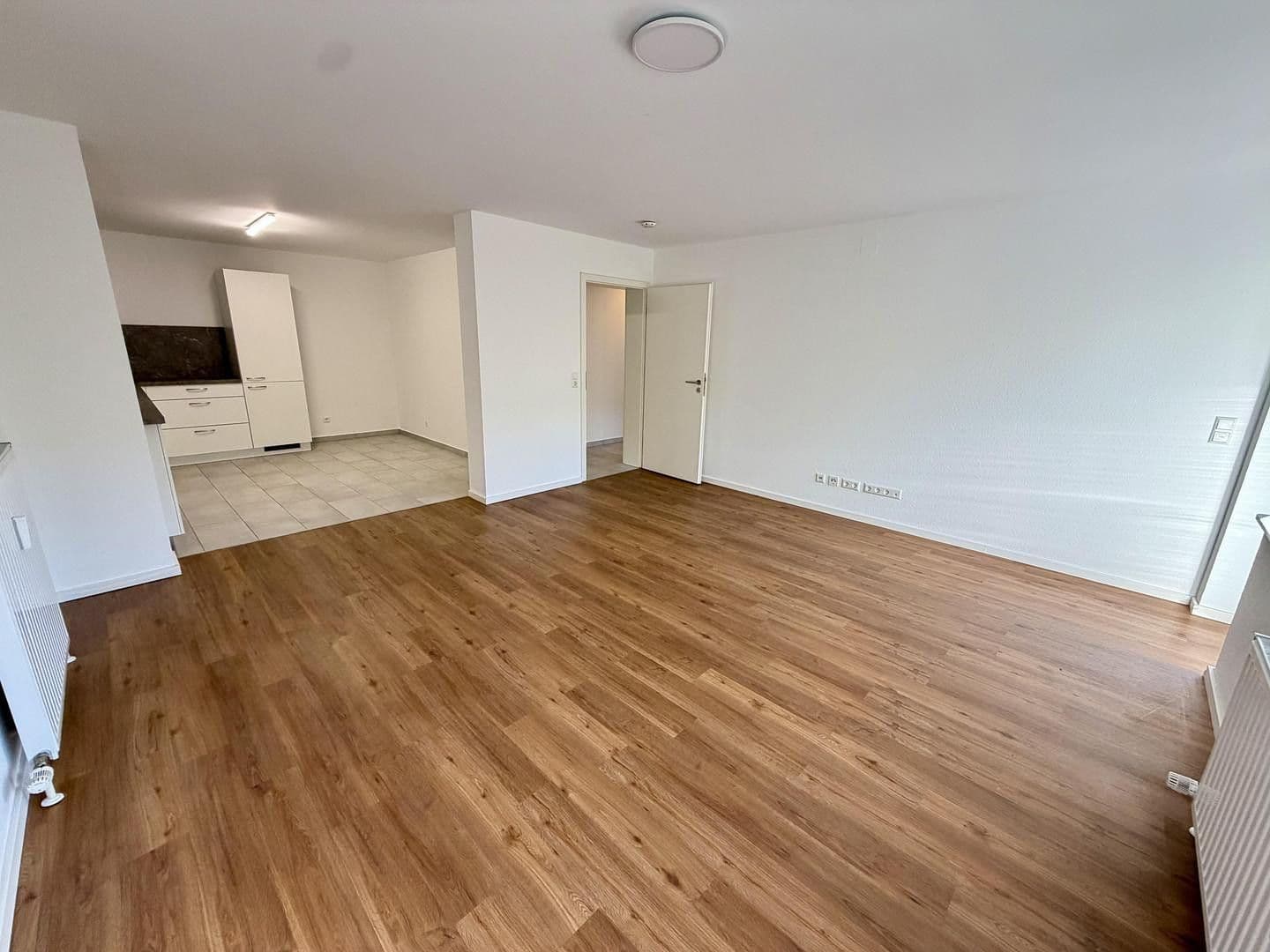 Pronájem bytu 2+1 62 m², Stuttgarter Straße 26, Leonberg, Bádensko-Württembersko Pronájem bytu 2+1 62 m², Stuttgarter Straße 26, Leonberg, Bádensko-Württembersko