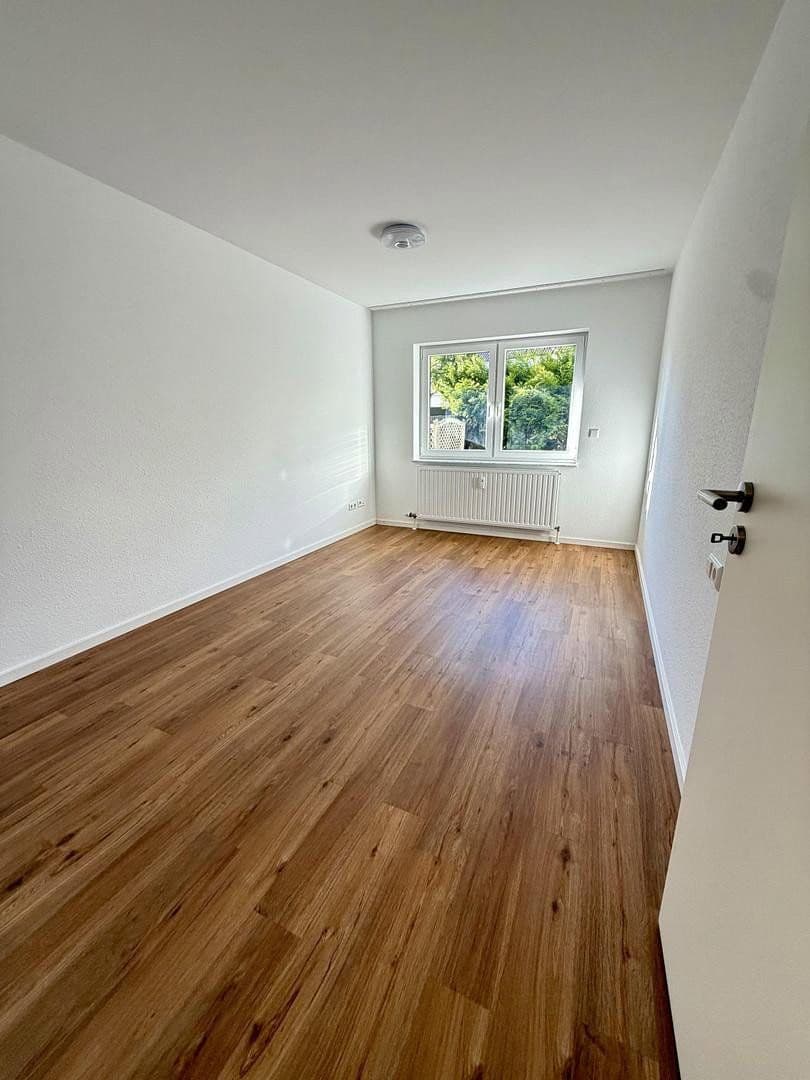 Pronájem bytu 2+1 62 m², Stuttgarter Straße 26, Leonberg, Bádensko-Württembersko Pronájem bytu 2+1 62 m², Stuttgarter Straße 26, Leonberg, Bádensko-Württembersko